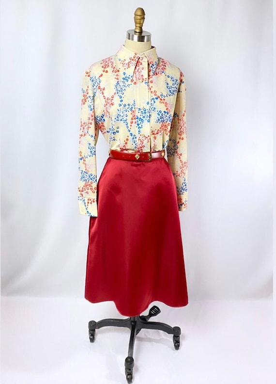 Vintage floral button Gem