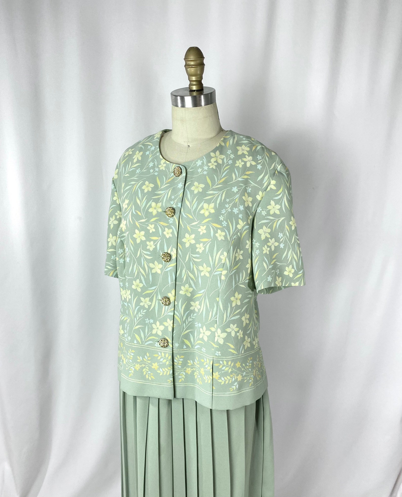 Vintage Pleated Top & Skirt Set