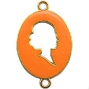 Enamelled camee medallion with 2 eyelets in 5 different colors 39 x 25 mm Sunset/Gold