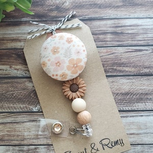 Boho Floral Daisy Badge Reel – Nurse ID Holder – Retractable Badge Holder – Choose Your Style / Customizable Options