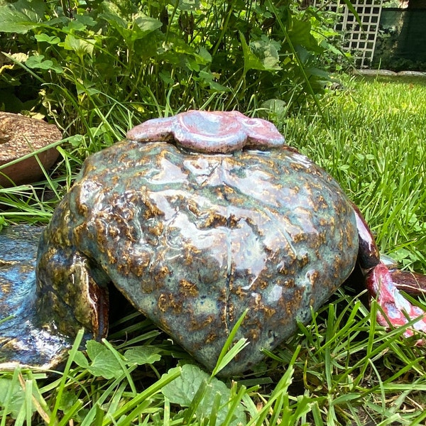 Ceramic Toad House  Wildlife  Leaves  Lizard  Outside  Garden Art  Nature Inspired Fairy  Frog  Fish  Animal Rescue  Handmade  Small Animal