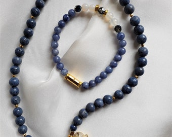 blaues Edelstein Schmuckset aus Sodalit 8 mm mit gold Zwischenteilen Unikat Heilstein Geschenk Muttertag Hilla-Beads