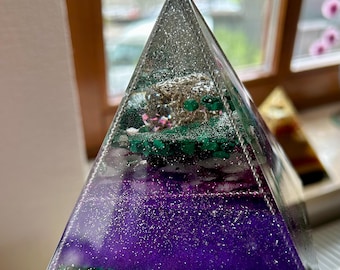 Orgonit Pyramide O158  Kristallkugeln im Silberring, Malachit, Mondstein, Selenit, Raumharmonisierung,  Meditation, German Pyramid handmade