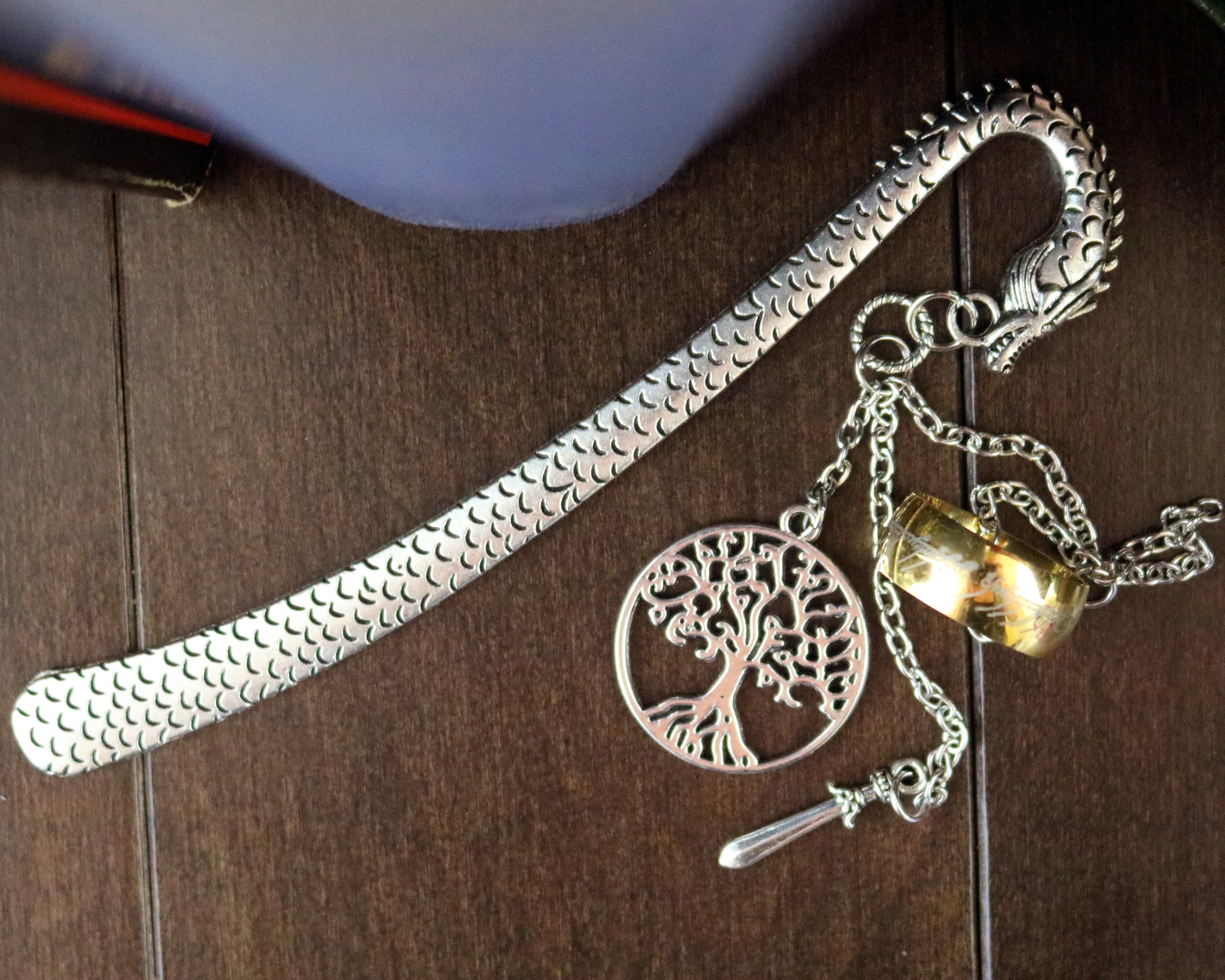 Tibetan Alloy Hook Clasps Antique Golden 26x13mm – beadsnfashion