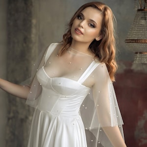 Bridal cape pearl Wedding bolero White capelet tulle Shoulder coverup