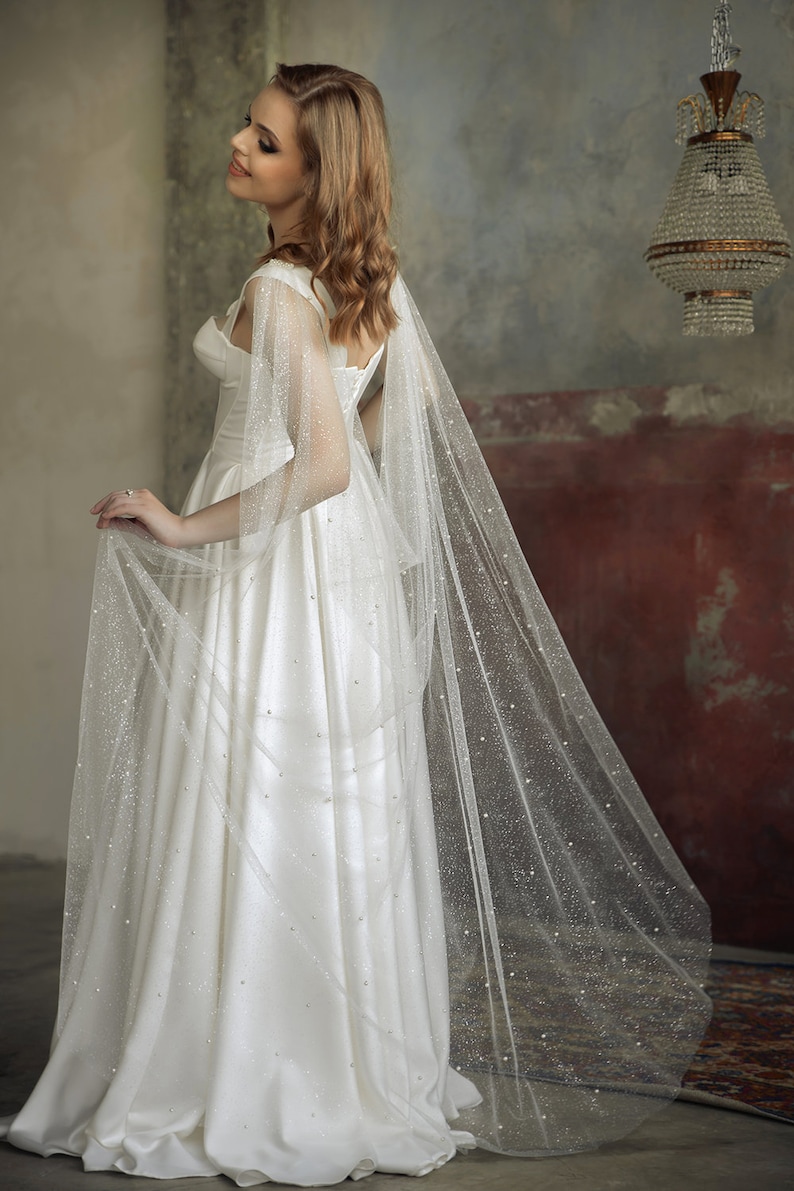 Bridal shoulder cape Tulle capelet Long wedding cape veil image 3