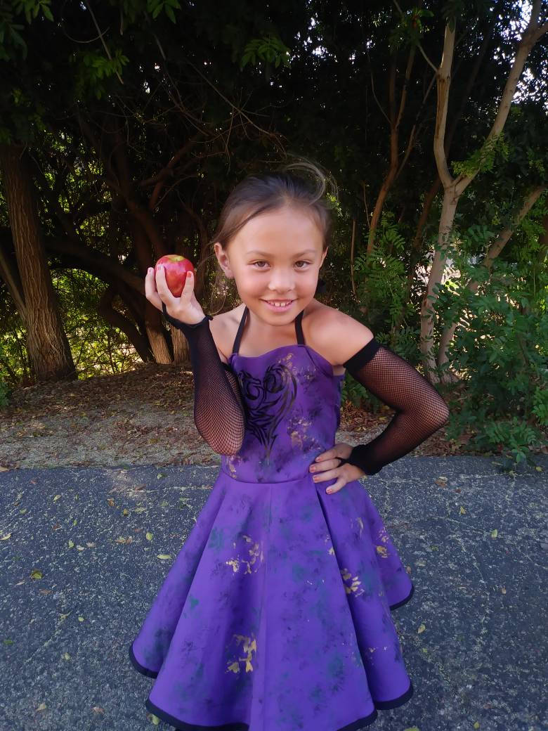 open lace back dress Descendants Young Queen of Hearts Adults Pink Dress Halloween Party Co   ACcosplay