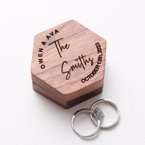 Ringbox mit Gravur, Ringbox aus Holz mit Name, Ringbox für Verlobung/Hochzeit, Jubiläumsgeschenk, Ringbox aus Holz