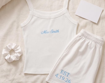Personalized Mrs. Tank Top Set/ Embroidered Sleepwear for Bride/ Bride Honeymoon Wedding Gift for Her/ Custom Bridal Gift/ Pajama Set Gift