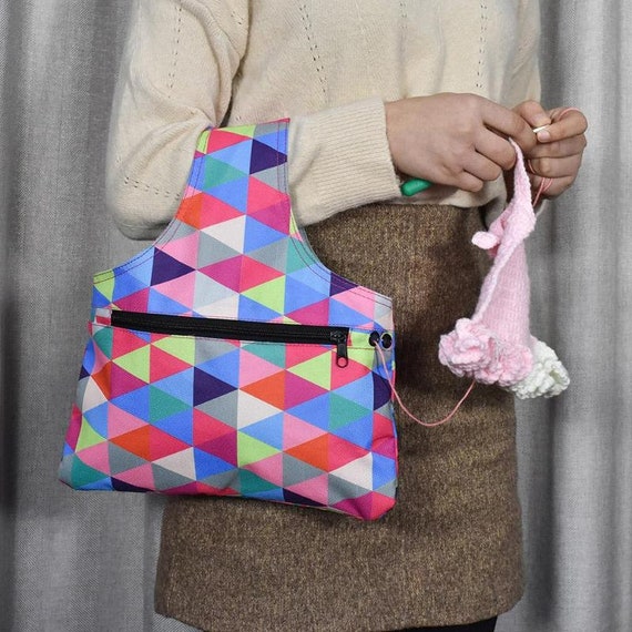 Protable Storage Bag Portable DIY Crocheting Knitting Organizer Yarn Thread Storage Bag with Hole Grey S