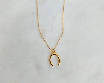 Gold Horseshoe Beaded Necklace