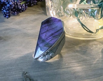 Bright Purple Labradorite Ring - Adjustable