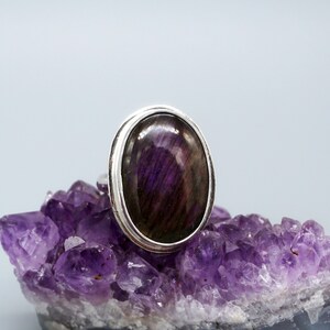 Flashy Purple Labradorite Big Silver Ring image 6