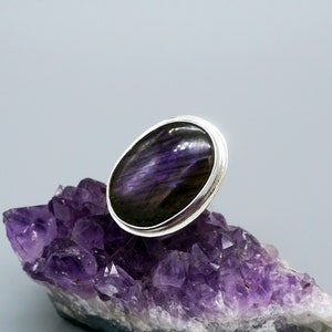 Flashy Purple Labradorite Big Silver Ring image 8