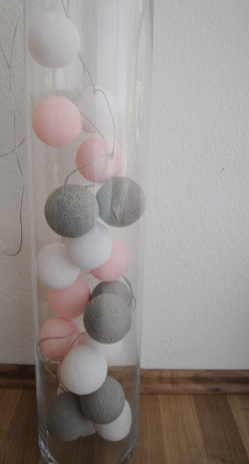 LED Cottonballs Lichterkette Gray-Rosé Bild 3