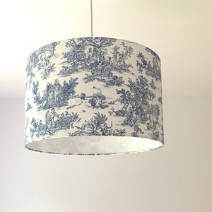 Lampshade &quot;Toile de Jouy&quot; (Pastoral)