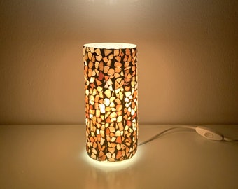 Lampe mosaïque en nacre