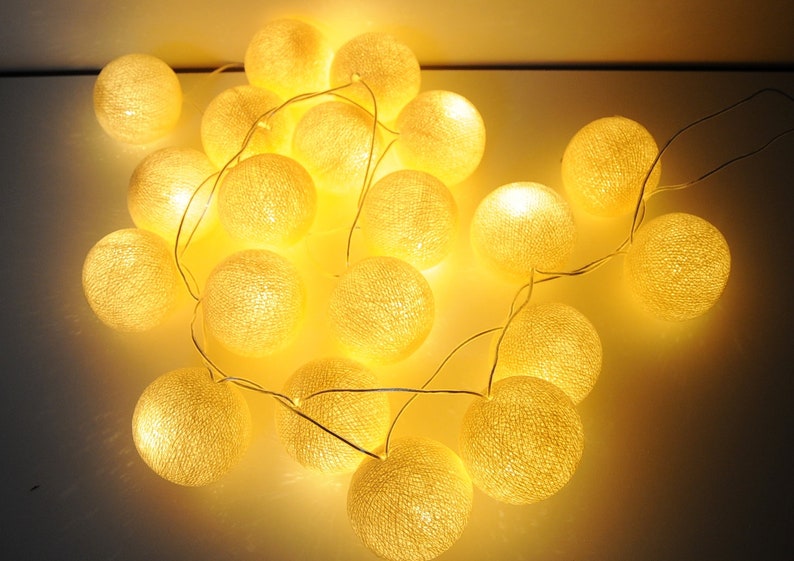 LED Cottonballs Lichterkette Champagne Bild 1