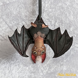 Halloween lindo murciélago, muñeca de arte de juguete colgante, muñeca de tela muñeca de trapo muñeca primitiva muñeca de fantasía, muñeca decorativa muñeca de pared muñeca de arte colgante