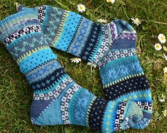 Bunte Socken Gr. 37-38 - gestrickte Socken in nordischen Fair Isle Mustern