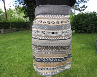 Strickrock Gr. S - kurzer Rock in nordischen Fair Isle Mustern