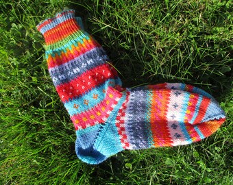 Bunte Kindersocken Gr. 34/35 - gestrickte Socken in nordischen Fair Isle Mustern