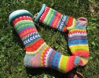 Bunte Socken Gr. 36/37 - gestrickte Socken in nordischen Fair Isle Mustern