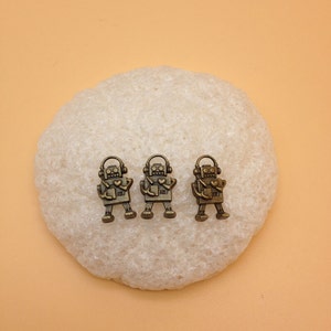 Mini Robot&#39;s Charm Pendants 20pcs 10x17mm Antique Bronze