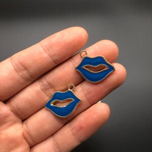 21x24mm Vintage Gold Tone Alloy Enamel Women Lips Pendant Charm Necklace Accessories Jewelry Findings Handmade DIY For Earring