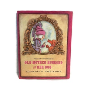 Libro Old Mother Hubbard firmato da Tomie De Paola del 1981, copertina rigida con sovraccoperta