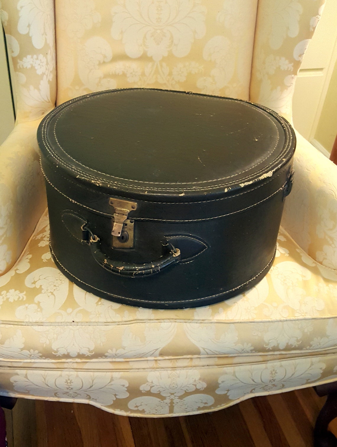 Large Antique Hat Box 16 Millinery Decor Vintage Hat Etsy