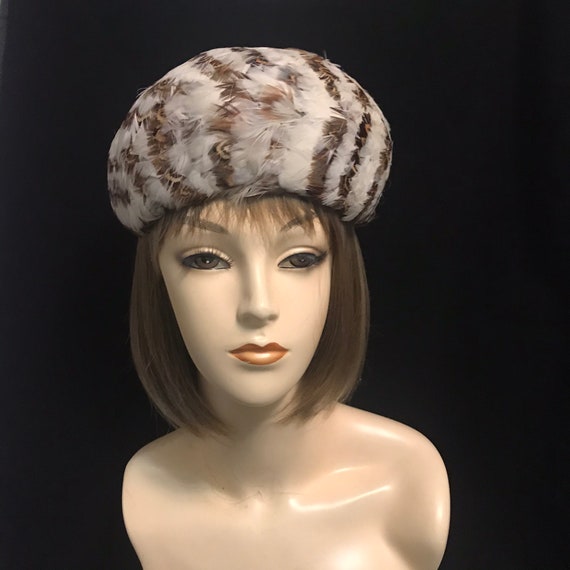 Vintage Feather Pillbox Hat Size 7 M Union Made 19