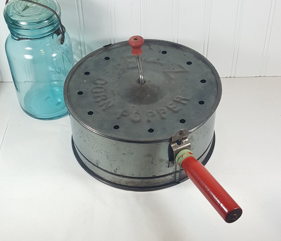 Old Fashioned Popcorn Popper Vintage Stovetop Popcorn Pan Etsy