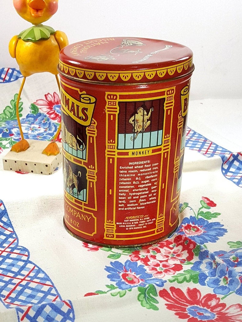 Animal Cracker Vintage Tin 1970s Decorative Tin Circus Theme Farmhouse Kitchen Decor Nursery Decor