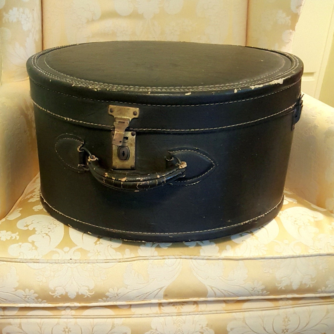 Large Antique Hat Box 16 Millinery Decor Vintage Hat Etsy