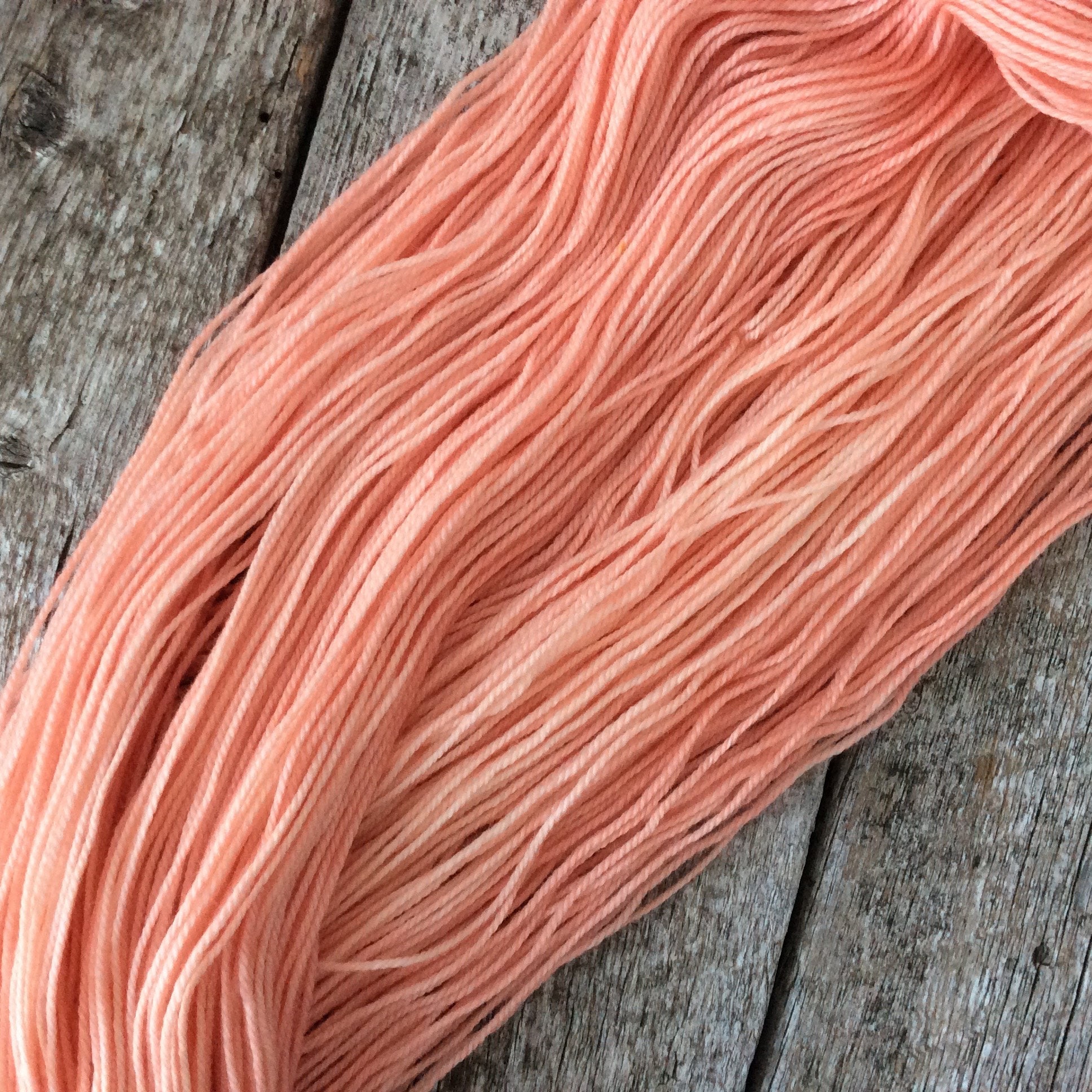 Semi-solid hand dyed yarn /peach soft pink knitting yarn/ | Etsy