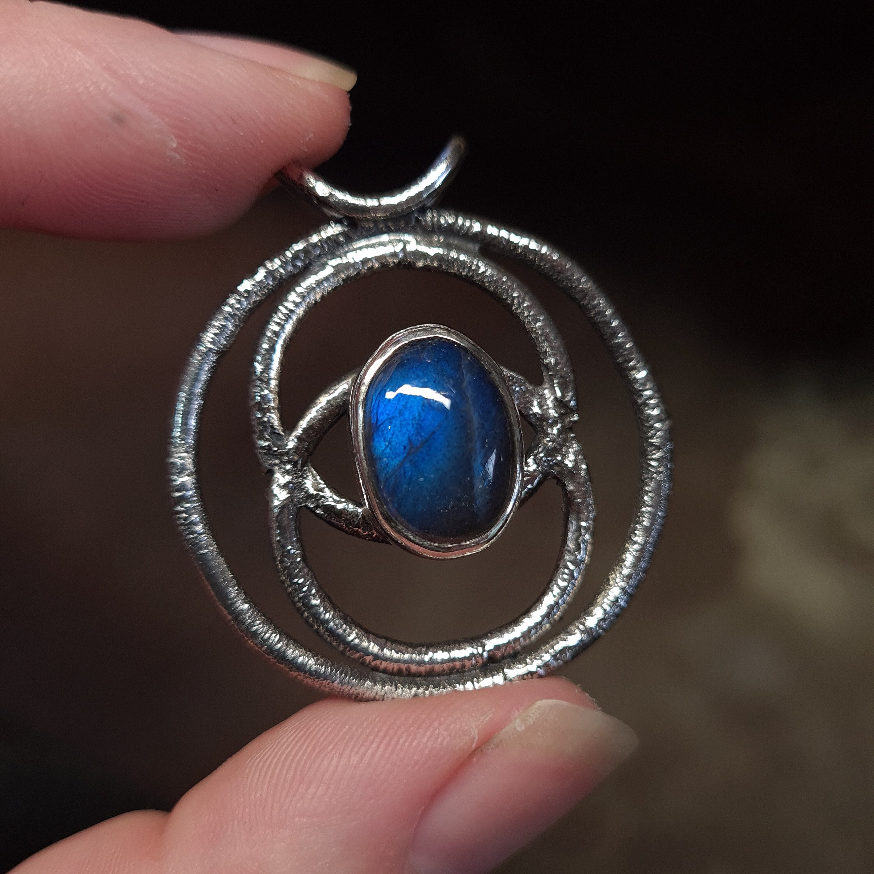 Eye of Elena necklace | Throne of glass books, Throne of glass, Throne of  glass series