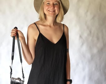 Vestido lencero de lino con cuello en V 'Angie-Short', camisón de lino, vestido lencero negro, vestido de noche de lino, lencería de lino, vestido de lino sin mangas para mujer