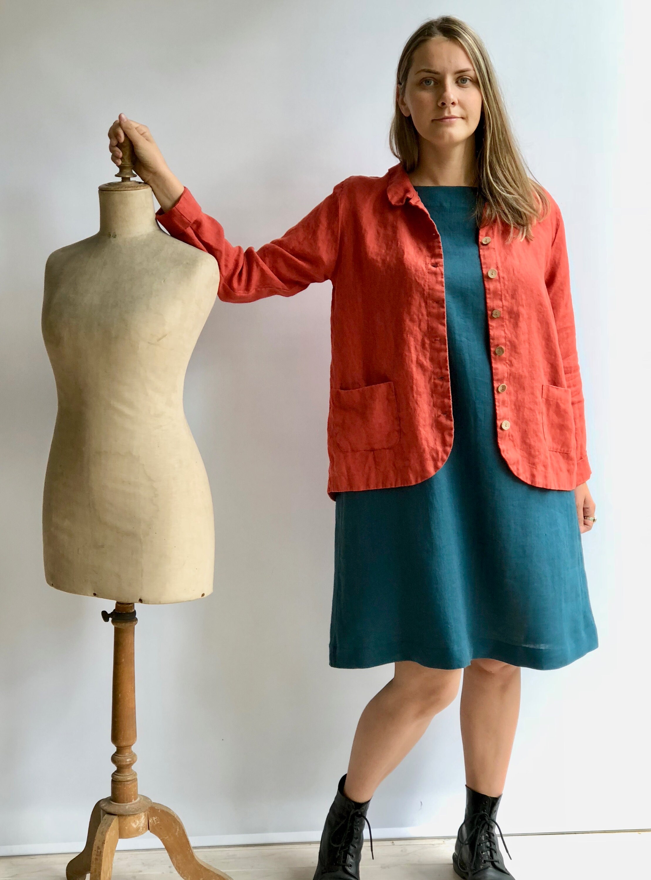 red linen jacket womens