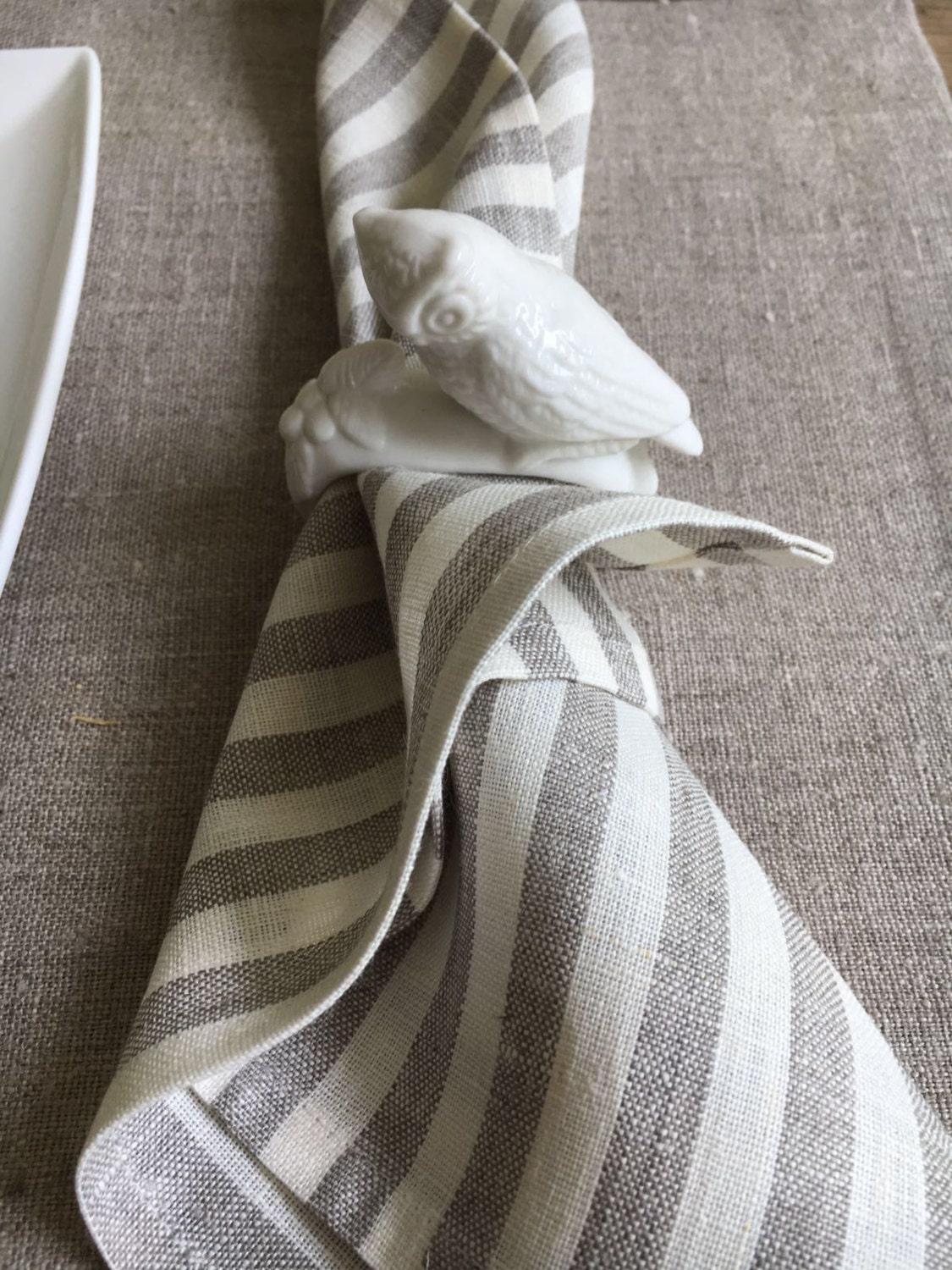 Linen Placemats and Cloth Napkins, Set of Placemats and linen napkins