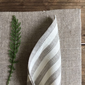 Linen Placemats and Cloth Napkins, Set of Placemats and linen napkins, Matching napkins placemats, matching table set, matching linen table
