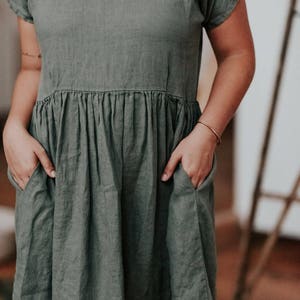 Linen Dress in Green, Midi dress, Dress with sleeves, Dress Woman, Summer Dress, Bridesmaid Dress, Linen Dresses for Women, Romantic dress image 3