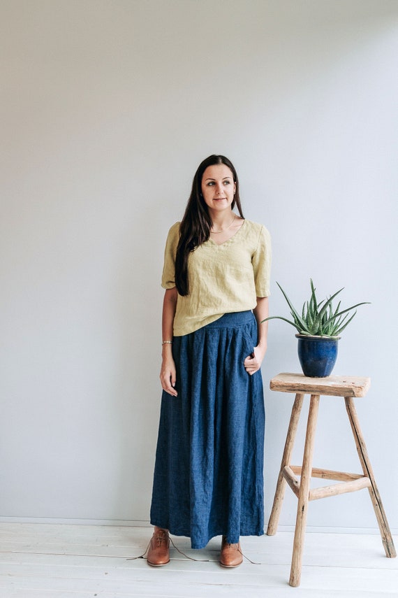 Linen skirts with clearance pockets
