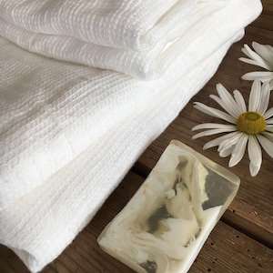 White Linen Towels, waffle towels, Set of waffle bath towels with two face towels, Bath Towel Set, Guest towels, Hand Towels linen, Gift