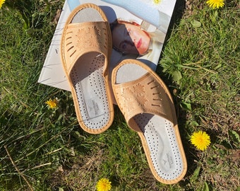 Women's Leather Slippers/ Sandals Indoor Outdoor Bohemian Motif Lightweight Eco Friendly Handmade in Europe Summer Beige Comfy No Plastic