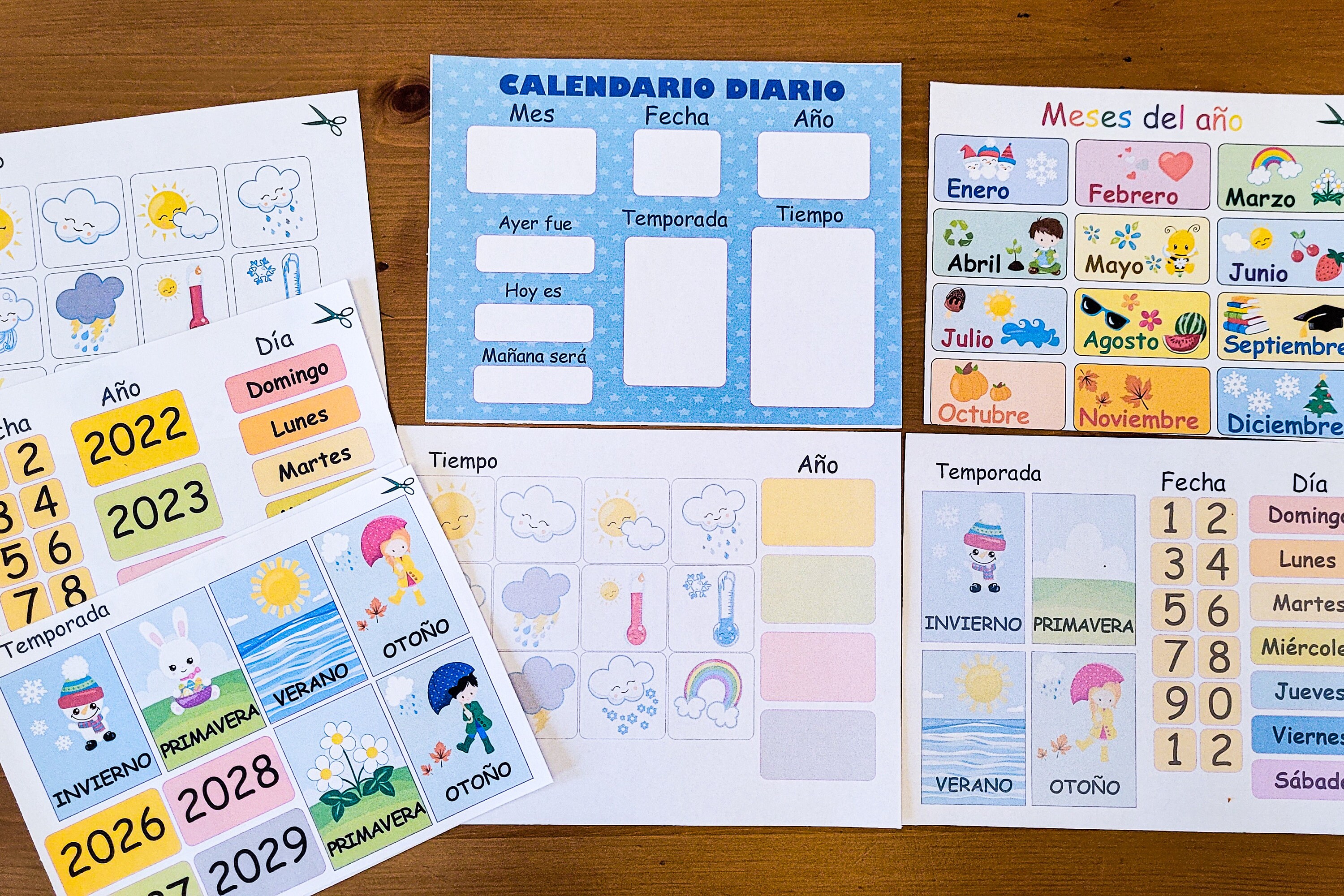 Calendario 2026 para detallito navideño a tu grupo ☃️🌲 👩\u200d🏫 👇🎁 #maestra  #escuela #primaria #navidad #fblifestyle Archivo en grupo de suscripciones  🌟 Muchas gracias., image size:3000x2000