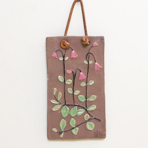 Keramik Wandtafel von Ninnie Forsgren für Bromma of Sweden - &#39;Linnea Småland&#39; Twinflower