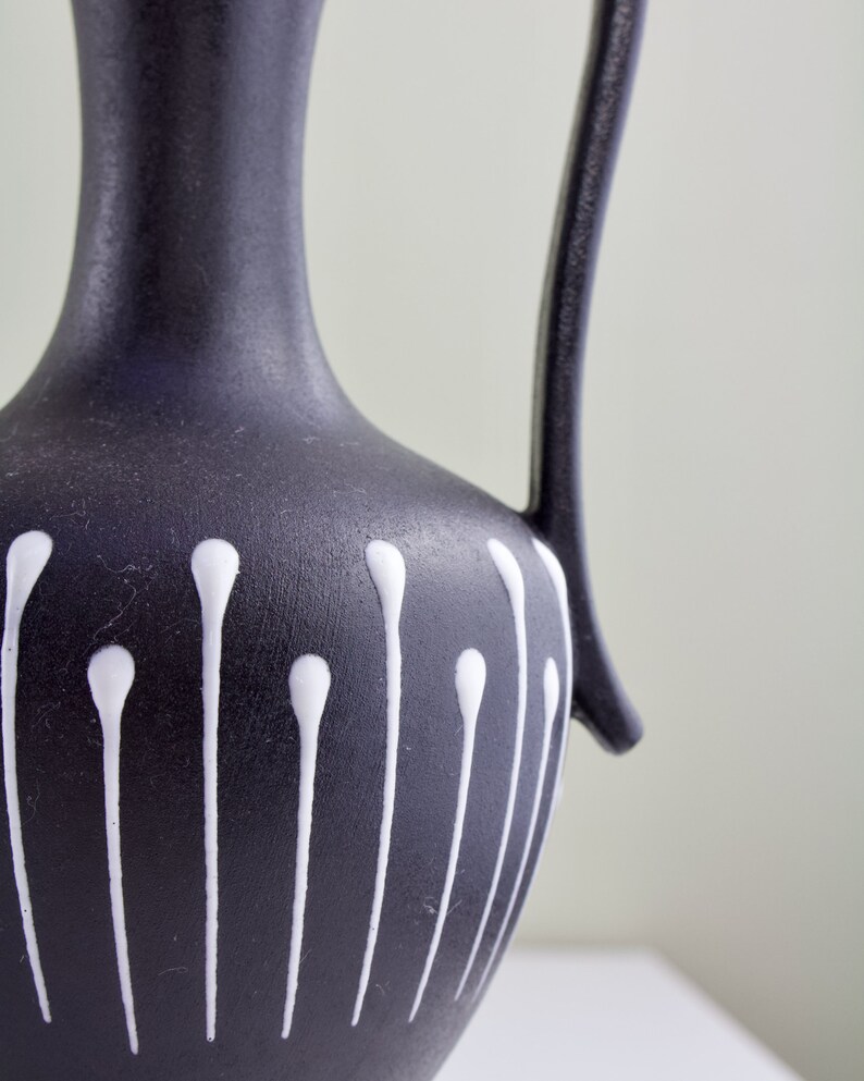 West German Ceramic Modernist Vase in Black and White Ruscha 3113 /'Graphis/'