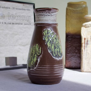 Bay Keramik: West German Vase with Green Leaf Decor 630-25