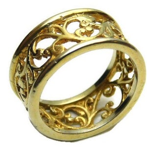 Flowers Band Ring 14k Yellow Gold .